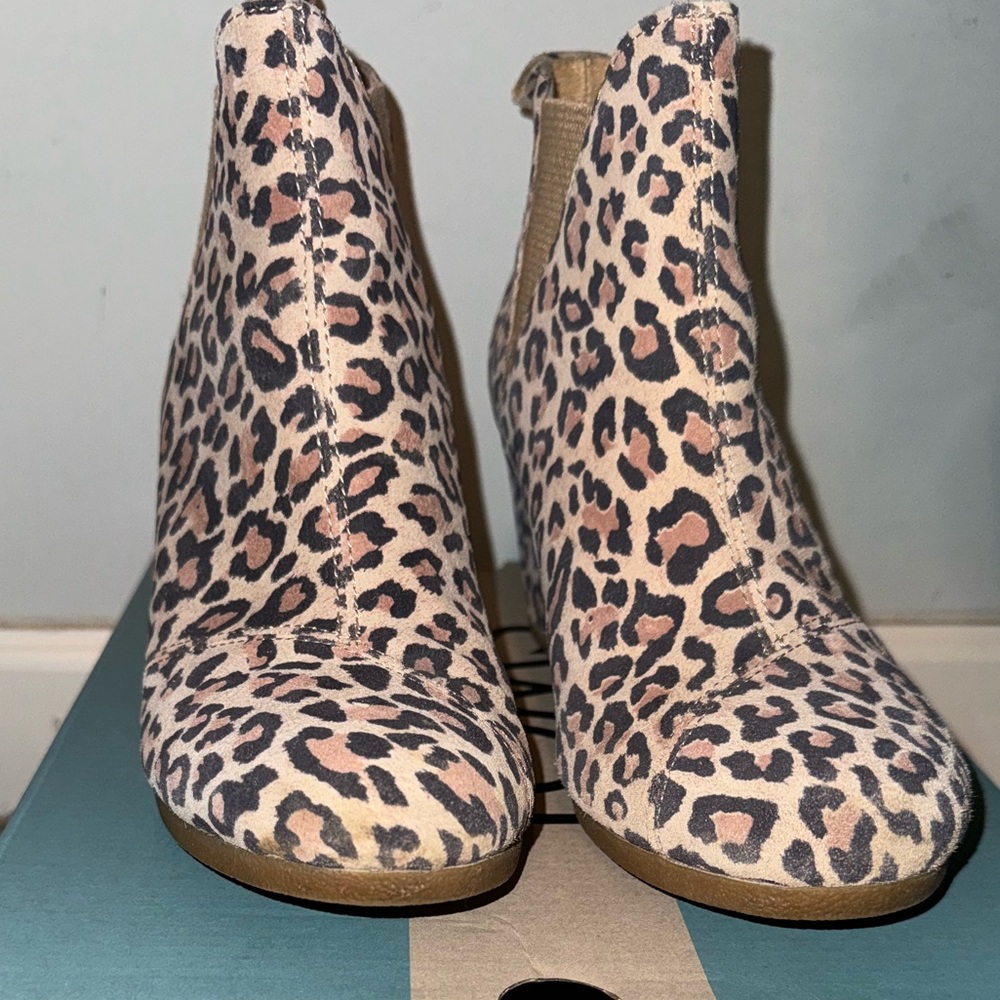 Toms Leopard Print Ankle Boots